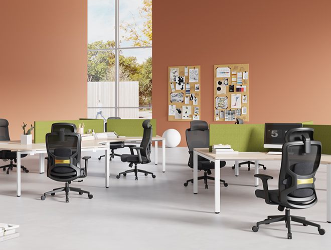 Производство экономичных стульев для публики